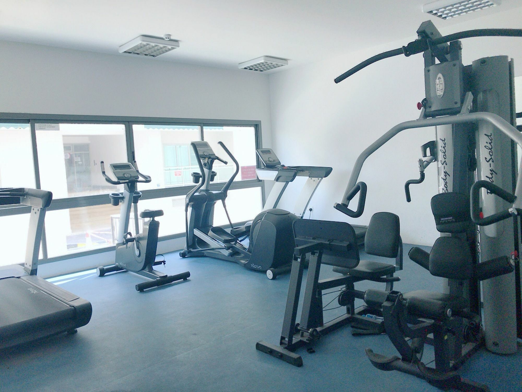 Stout Apartments Manama Ngoại thất bức ảnh